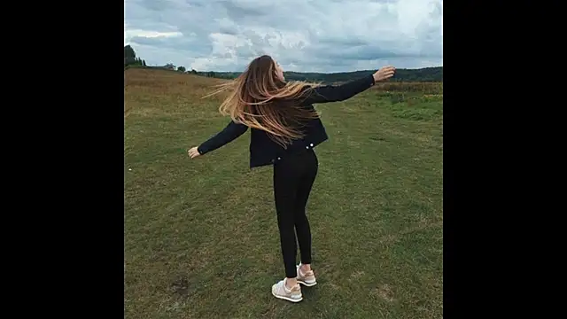  JustmeHere  online show from 02/18/26, 09:49