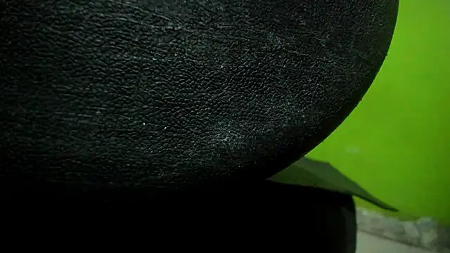 Brenda Smith69 online show from 10/29/25, 09:49