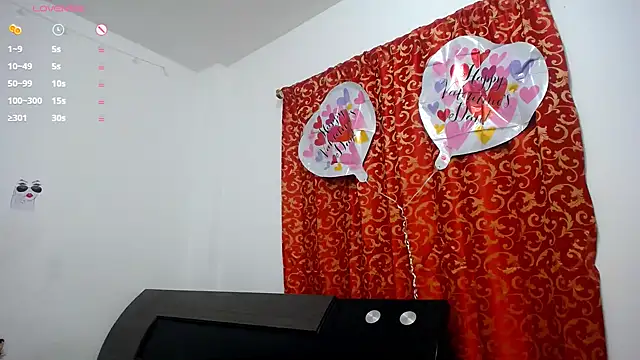 Snapshot of Uzziah_Sabag chatting on 02/12/26, 02:17 Uzziah Sabag online show from 02/12/26, 02:17