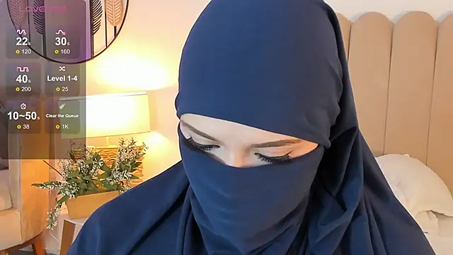 anna-henao online show from 01/28/25, 12:22