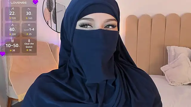 anna-henao online show from 09/11/25, 07:25