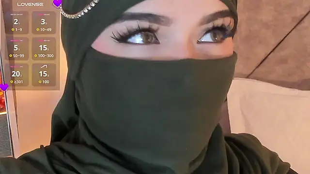 anna-henao online show from 01/12/26, 07:41