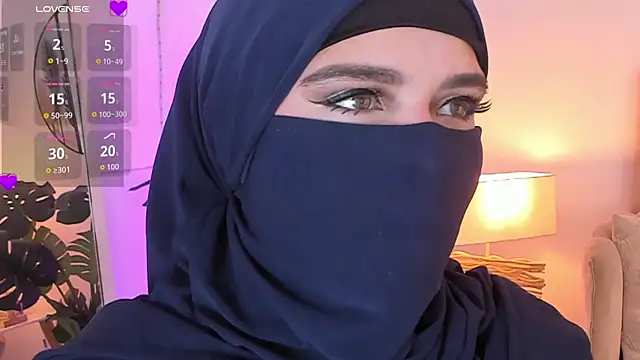 anna-henao online show from 03/18/26, 12:47