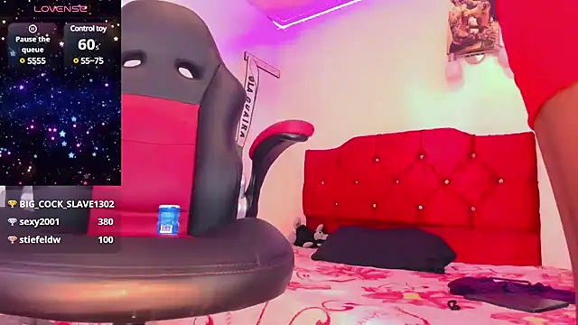 naomy  xx online show from 02/01/25, 07:23