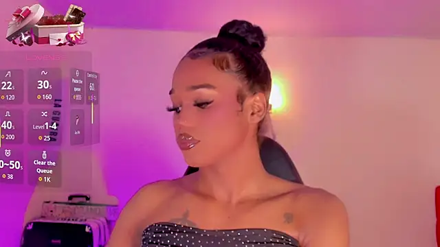 naomy  xx online show from 02/07/26, 03:21