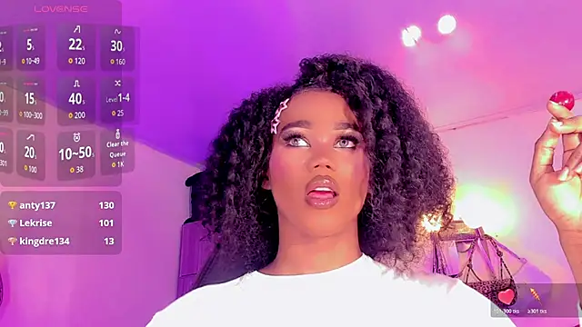 naomy  xx online show from 04/25/26, 03:20