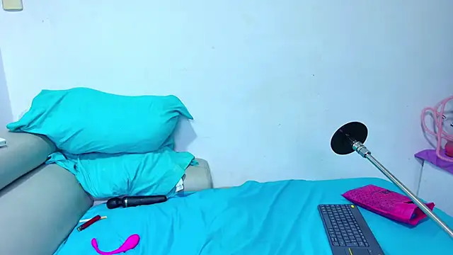 jamilaross online show from 01/06/25, 04:47