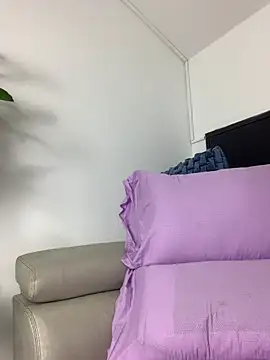 jamilaross online show from 02/08/25, 06:01