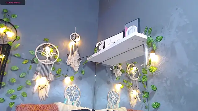 ItsVenuss online show from 03/19/25, 06:34