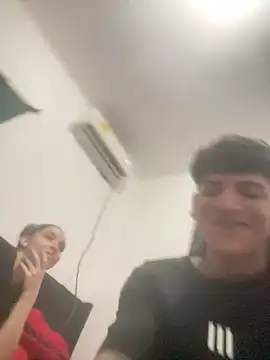 Snapshot of harry_lia_ chatting on 12/16/24, 10:56 harry lia online show from 12/16/24, 10:56