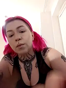 divine eve online show from 02/21/25, 09:11