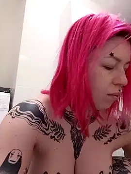 divine eve online show from 03/19/25, 01:29