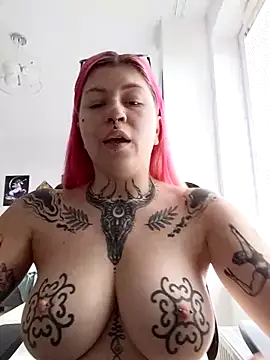 divine eve online show from 09/15/25, 09:20