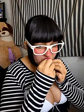 Derry Cooper online show from 12/21/25, 12:40