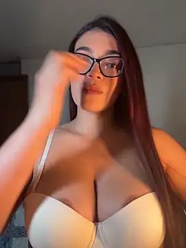 kathii95 online show from 05/26/26, 01:56
