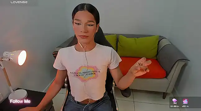 Snapshot of Dany-Sexy chatting on 02/19/25, 10:01 Dany-Sexy online show from 02/19/25, 10:01