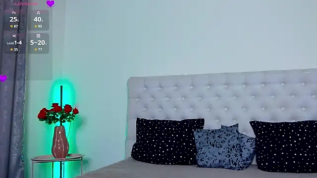 TamarraFox online show from 02/22/26, 05:08