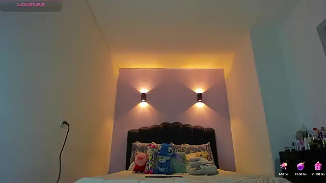 Snapshot of Sofia_Clauss_ chatting on 02/06/26, 03:00 Sofia Clauss online show from 02/06/26, 03:00