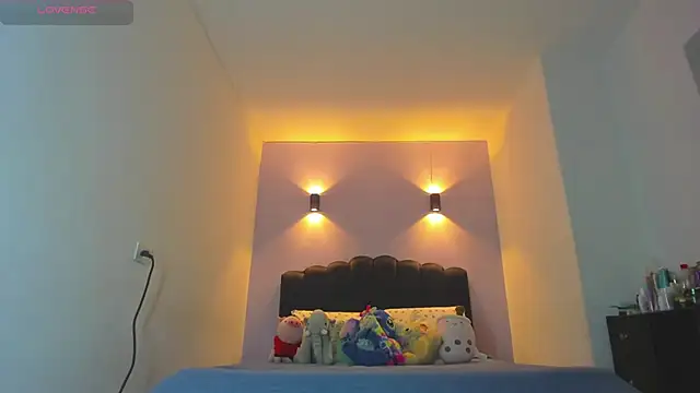 Snapshot of Sofia_Clauss_ chatting on 02/22/26, 05:19 Sofia Clauss online show from 02/22/26, 05:19