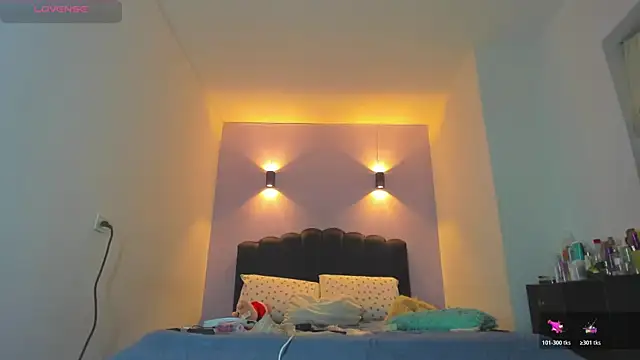 Snapshot of Sofia_Clauss_ chatting on 02/24/26, 04:43 Sofia Clauss online show from 02/24/26, 04:43