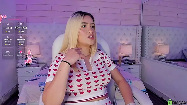 Yaaky  online show from 12/12/24, 01:32