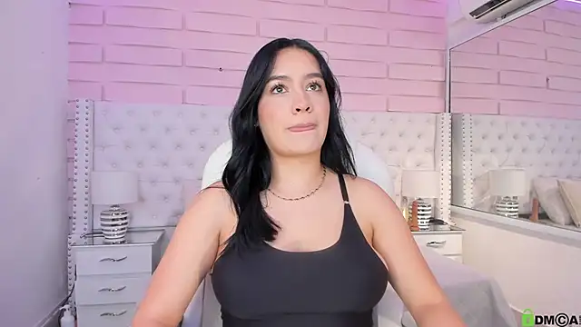 Yaaky  online show from 02/07/25, 02:37