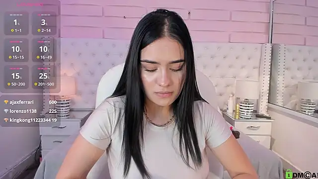 Yaaky  online show from 02/18/25, 12:15