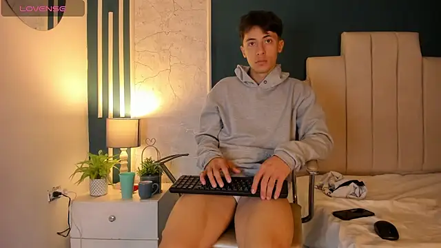 AlessandroDybala online show from 01/31/25, 03:33