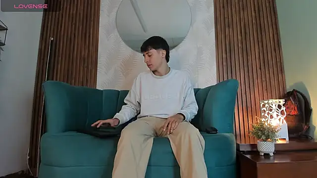 AlessandroDybala online show from 02/05/25, 11:34