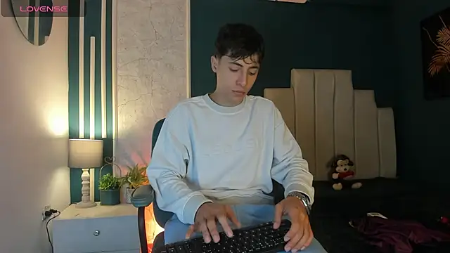 AlessandroDybala online show from 03/06/25, 11:36