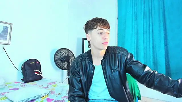 AlessandroDybala online show from 04/17/26, 12:52