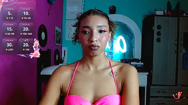 sensitive brunette online show from 10/03/25, 11:13