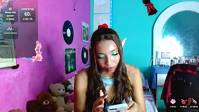 sensitive brunette online show from 11/20/25, 12:11