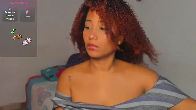 Snapshot of zandra_kiman chatting on 12/16/25, 09:09 zandra kiman online show from 12/16/25, 09:09