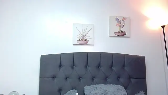 Snapshot of candy_lux_ chatting on 09/19/25, 09:37 candy lux online show from 09/19/25, 09:37