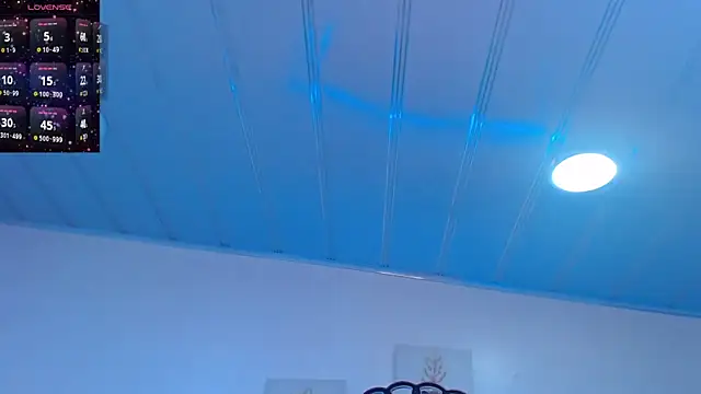 candy lux  online show from 04/27/26, 01:31