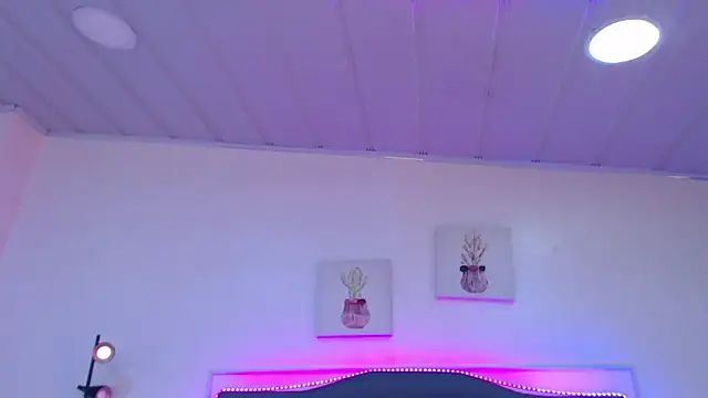 candy lux  online show from 05/09/26, 03:06