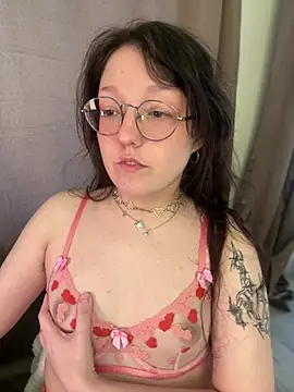 emigooflordXD online show from 02/20/25, 09:44