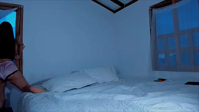 Lauren A online show from 03/08/25, 11:07