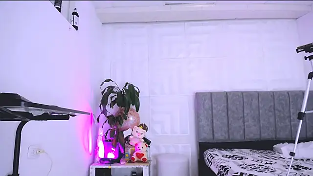 nataly red online show from 02/27/25, 06:53