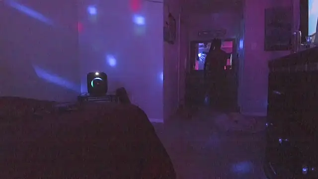 yiauana online show from 02/25/26, 01:37