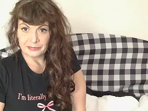 HeyyImHarlowe online show from 12/10/24, 08:19