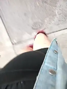 HeyyImHarlowe online show from 10/23/25, 07:45