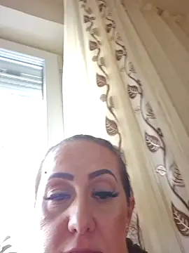 AvaLloyd online show from 02/26/25, 12:47