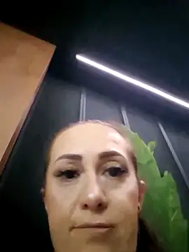 AvaLloyd online show from 03/06/25, 03:35