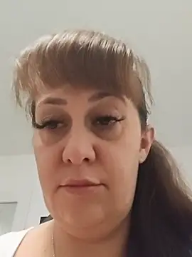 AvaLloyd online show from 11/17/25, 01:33