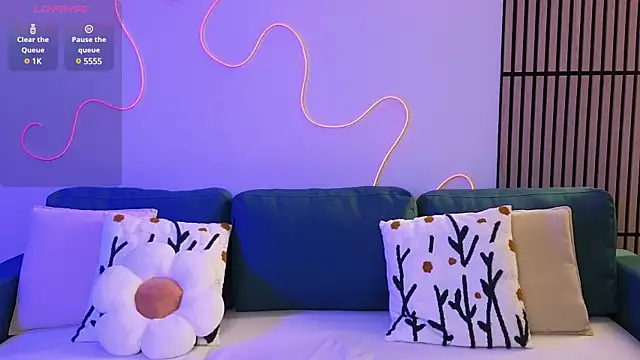 Ester Hill online show from 02/27/25, 09:25