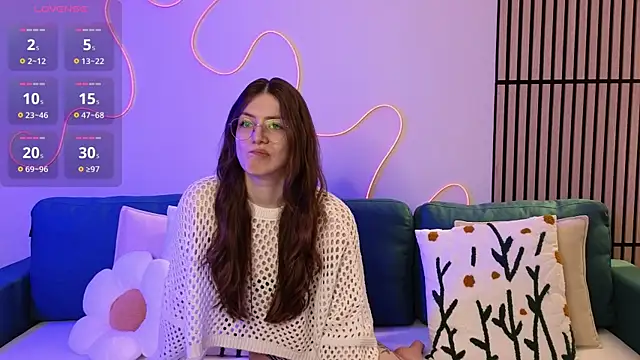 Ester Hill online show from 03/06/25, 09:42