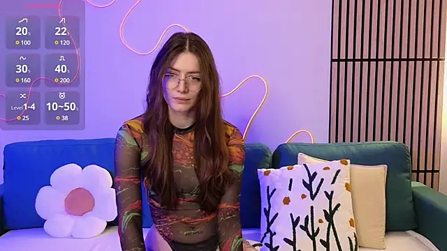 Ester Hill online show from 03/08/25, 03:50