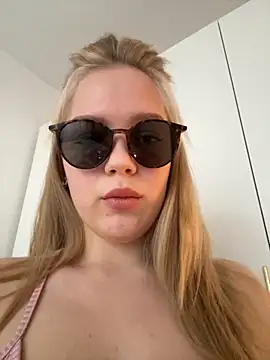 Little Forest ELF online show from 10/31/25, 11:44